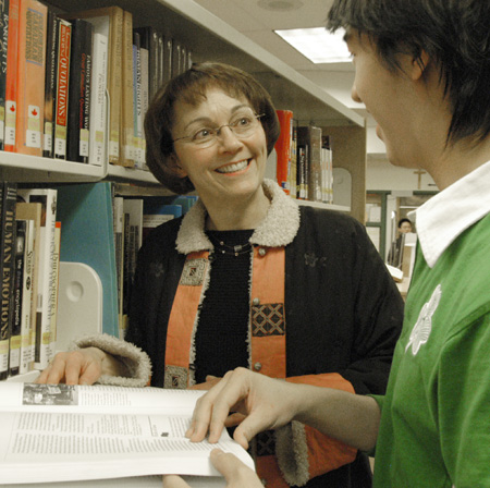 Teacher–librarian (TL) Dawn Keer